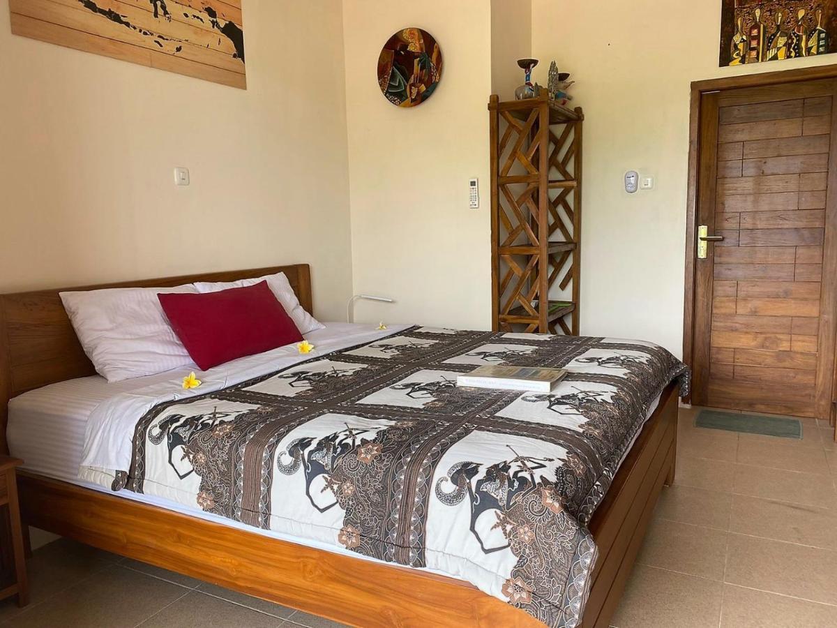 Alamanda Family Villas, Pool & Local Tours Yogyakarta Dış mekan fotoğraf