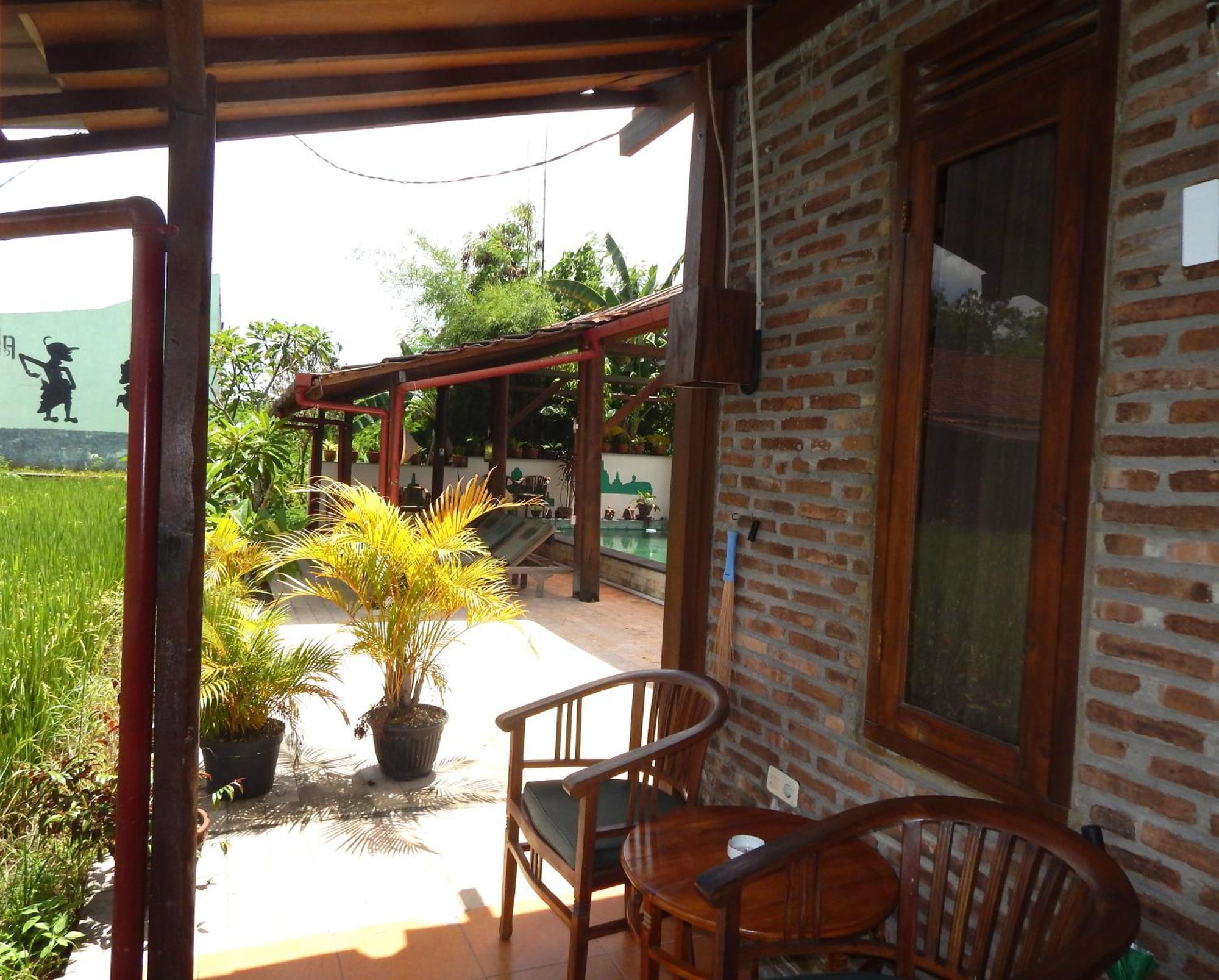 Alamanda Family Villas, Pool & Local Tours Yogyakarta Dış mekan fotoğraf